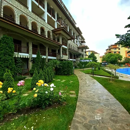 Olymp Skyview Apartment *